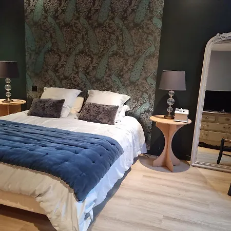 L'aupinouse Double Giroflee Avec Salle De Bain Privative 3* La Suze-sur-Sarthe
